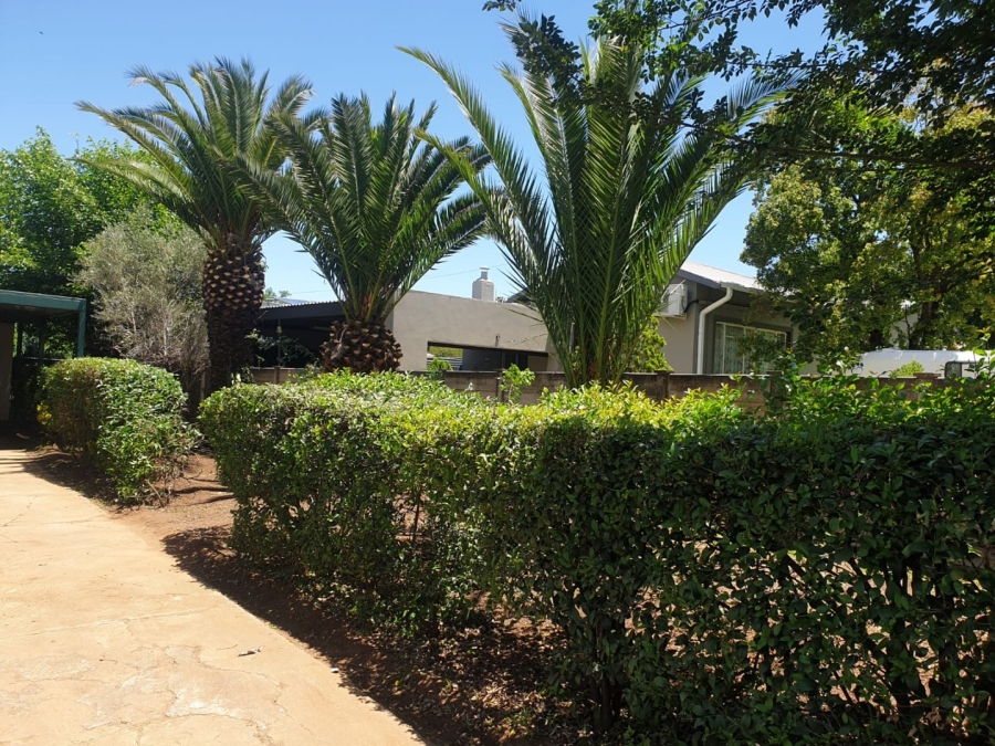 5 Bedroom Property for Sale in Noordhoek Free State